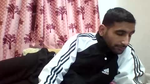Snapshot of bigcockboy2580 chatting on 12.30.24 akash online show from 12.30.24