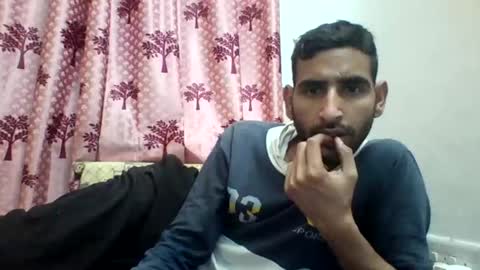 Snapshot of bigcockboy2580 chatting on 01.02.25 akash online show from 01.02.25