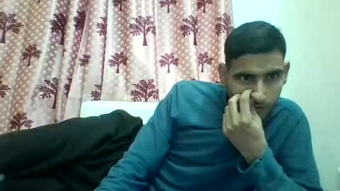 Snapshot of bigcockboy2580 chatting on 01.14.25 akash online show from 01.14.25