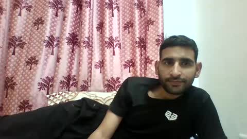 Snapshot of bigcockboy2580 chatting on 01.21.25 akash online show from 01.21.25