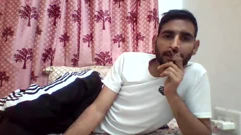 Snapshot of bigcockboy2580 chatting on 01.25.25 akash online show from 01.25.25