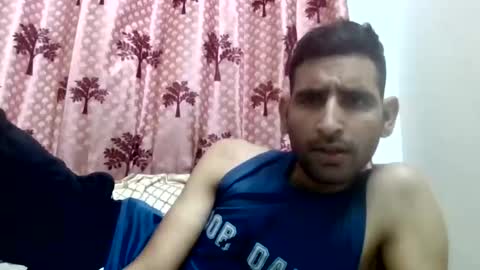 Snapshot of bigcockboy2580 chatting on 09.30.25 akash online show from 09.30.25