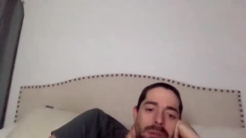 Snapshot of bigdaddy75333 chatting on 12.15.25 bigdaddy75333 online show from 12.15.25