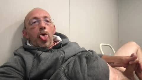 Snapshot of bigdaddydelight chatting on 07.23.26 bigdaddydelight online show from 07.23.26