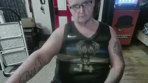 Snapshot of bigdbrillion chatting on 02.20.26 Darryl online show from 02.20.26