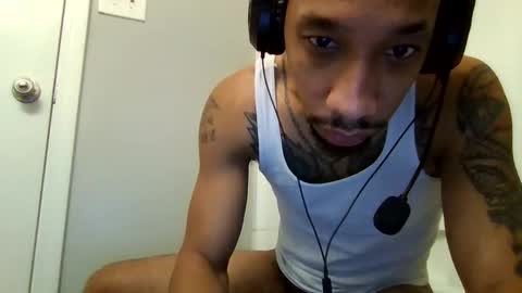 Snapshot of bigdickmarixxx chatting on 11.29.25 bigdickmarixxx online show from 11.29.25