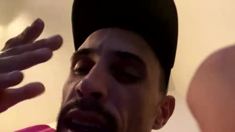 Snapshot of bigdickpapishampoo chatting on 09.17.25 bigdickpapishampoo online show from 09.17.25