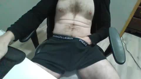 Snapshot of bigdickslangin421 chatting on 12.14.25 bigdickslangin421 online show from 12.14.25