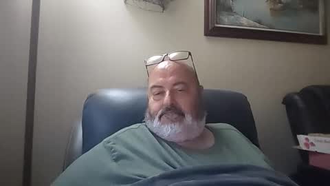 bigfuzzyteddybear online show from 04.21.26