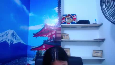  Sunny   online show from 03.09.25