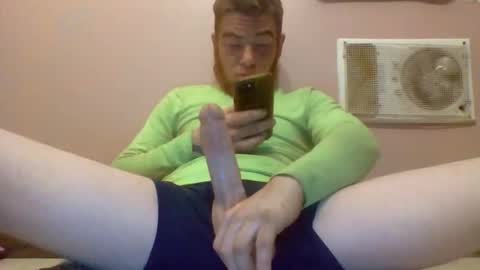 Snapshot of biggingerdick04 chatting on 11.18.25 biggingerdick04 online show from 11.18.25