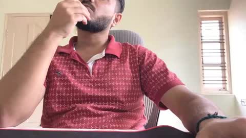 bighandsomesatisfy online show from 11.12.25