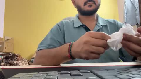 bighandsomesatisfy online show from 04.02.26