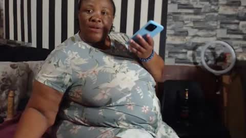 Snapshot of bighotmature chatting on 04.06.26 bighotmature online show from 04.06.26