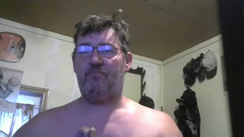 Snapshot of bigjohn41000 chatting on 10.02.25 bigjohn41000 online show from 10.02.25