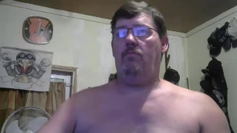 Snapshot of bigjohn41000 chatting on 10.05.25 bigjohn41000 online show from 10.05.25