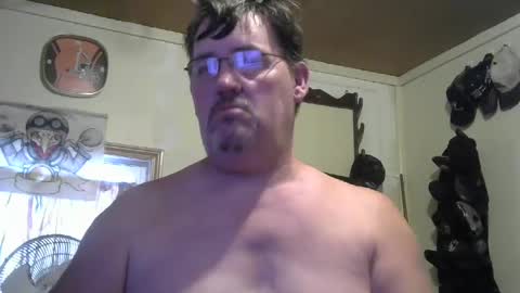 Snapshot of bigjohn41000 chatting on 10.05.25 bigjohn41000 online show from 10.05.25