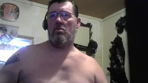 Snapshot of bigjohn41000 chatting on 11.22.25 bigjohn41000 online show from 11.22.25