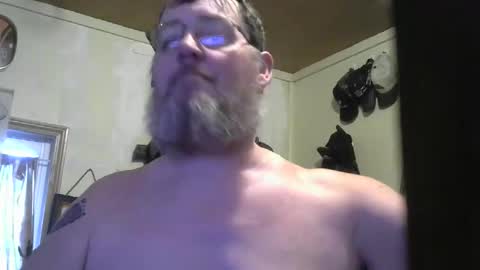 Snapshot of bigjohn41000 chatting on 02.25.26 bigjohn41000 online show from 02.25.26