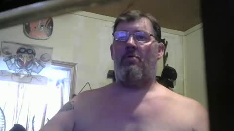 Snapshot of bigjohn41000 chatting on 05.18.26 bigjohn41000 online show from 05.18.26