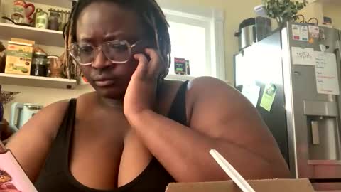 Snapshot of bigkittyraven chatting on 02.17.26 bigkittyraven online show from 02.17.26