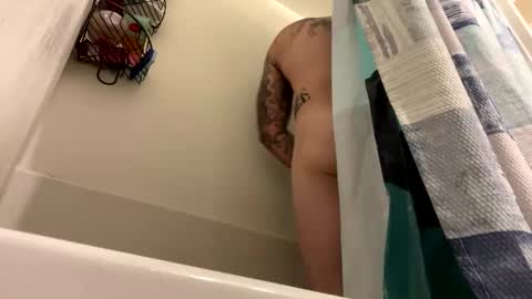 Snapshot of bigmacc15 chatting on 10.23.25 bigmacc15 online show from 10.23.25