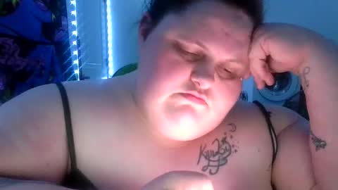 Snapshot of bigmama91 chatting on 10.20.25 bigmama91 online show from 10.20.25