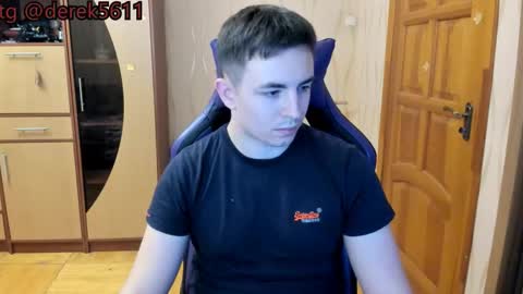 Snapshot of bigmark03 chatting on 12.15.25 BigMark03 online show from 12.15.25