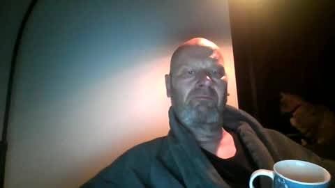 Snapshot of bigmike3339 chatting on 12.31.24 bigmike3339 online show from 12.31.24
