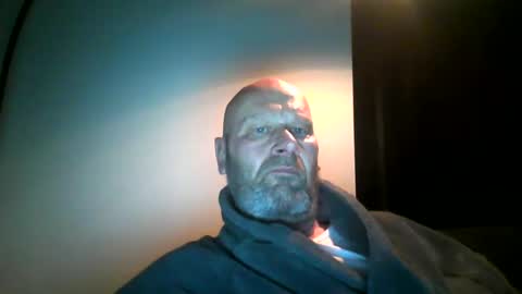 Snapshot of bigmike3339 chatting on 01.04.25 bigmike3339 online show from 01.04.25