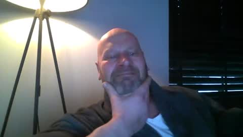 Snapshot of bigmike3339 chatting on 02.24.25 bigmike3339 online show from 02.24.25
