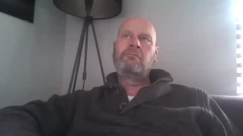 Snapshot of bigmike3339 chatting on 02.24.25 bigmike3339 online show from 02.24.25