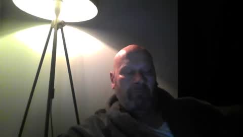 Snapshot of bigmike3339 chatting on 02.25.25 bigmike3339 online show from 02.25.25