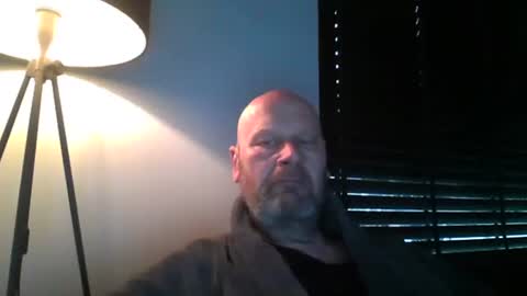 Snapshot of bigmike3339 chatting on 02.26.25 bigmike3339 online show from 02.26.25