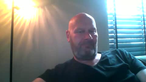 Snapshot of bigmike3339 chatting on 09.11.25 bigmike3339 online show from 09.11.25