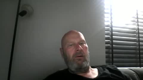 Snapshot of bigmike3339 chatting on 09.27.25 bigmike3339 online show from 09.27.25