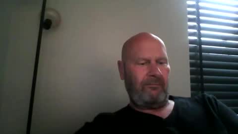 Snapshot of bigmike3339 chatting on 10.06.25 bigmike3339 online show from 10.06.25