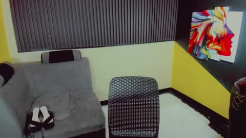 kiaaannaaaa online show from 01.08.25