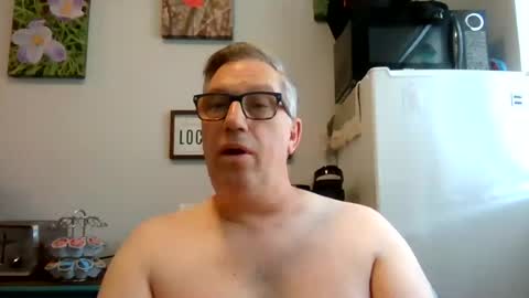 Snapshot of bignhard_69_ chatting on 07.10.26 bignhard_69_ online show from 07.10.26