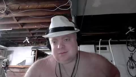 Big Red online show from 03.12.26