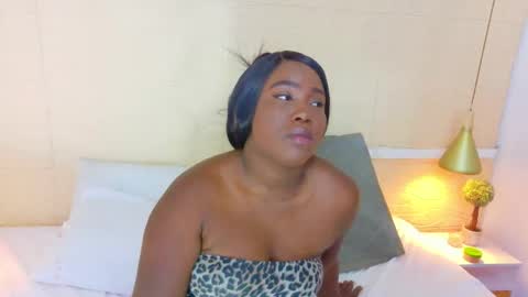 bigroundbooty_ online show from 02.19.26