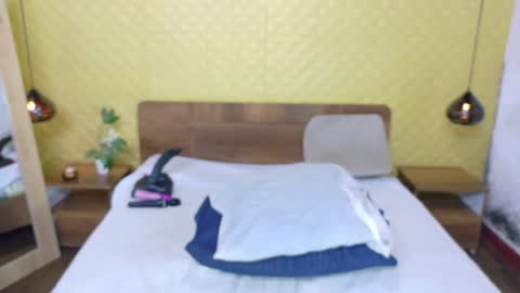 bigroundbooty_ online show from 04.14.26