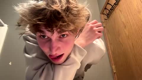 bigskinnyboyshh online show from 01.08.25