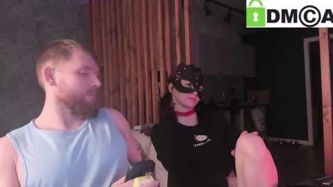 bigsmall_couple online show from 01.28.25