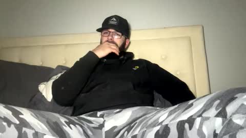 Snapshot of bigstrokes76 chatting on 03.28.26 bigstrokes76 online show from 03.28.26