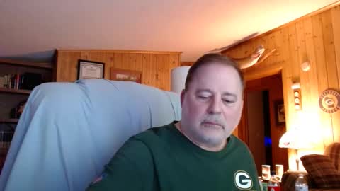 Snapshot of bigthicksatisfying2 chatting on 12.05.24 bigthicksatisfying2 online show from 12.05.24