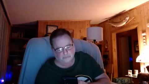 Snapshot of bigthicksatisfying2 chatting on 12.06.24 bigthicksatisfying2 online show from 12.06.24