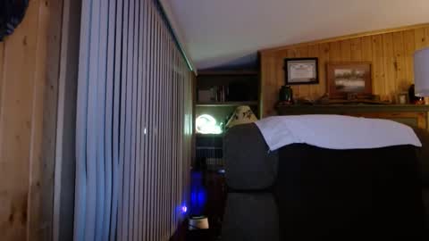 Snapshot of bigthicksatisfying2 chatting on 12.15.24 bigthicksatisfying2 online show from 12.15.24