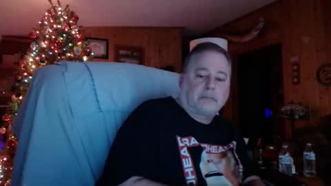 Snapshot of bigthicksatisfying2 chatting on 01.03.25 bigthicksatisfying2 online show from 01.03.25