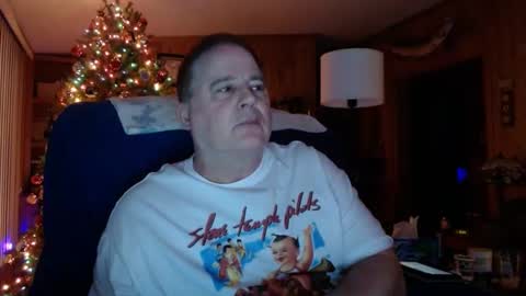 Snapshot of bigthicksatisfying2 chatting on 01.07.25 bigthicksatisfying2 online show from 01.07.25